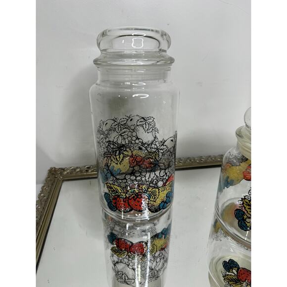 Set of Two Rare Vintage Anchor Hocking Glass Jars with Fruit Motif - Picture 4 of 10